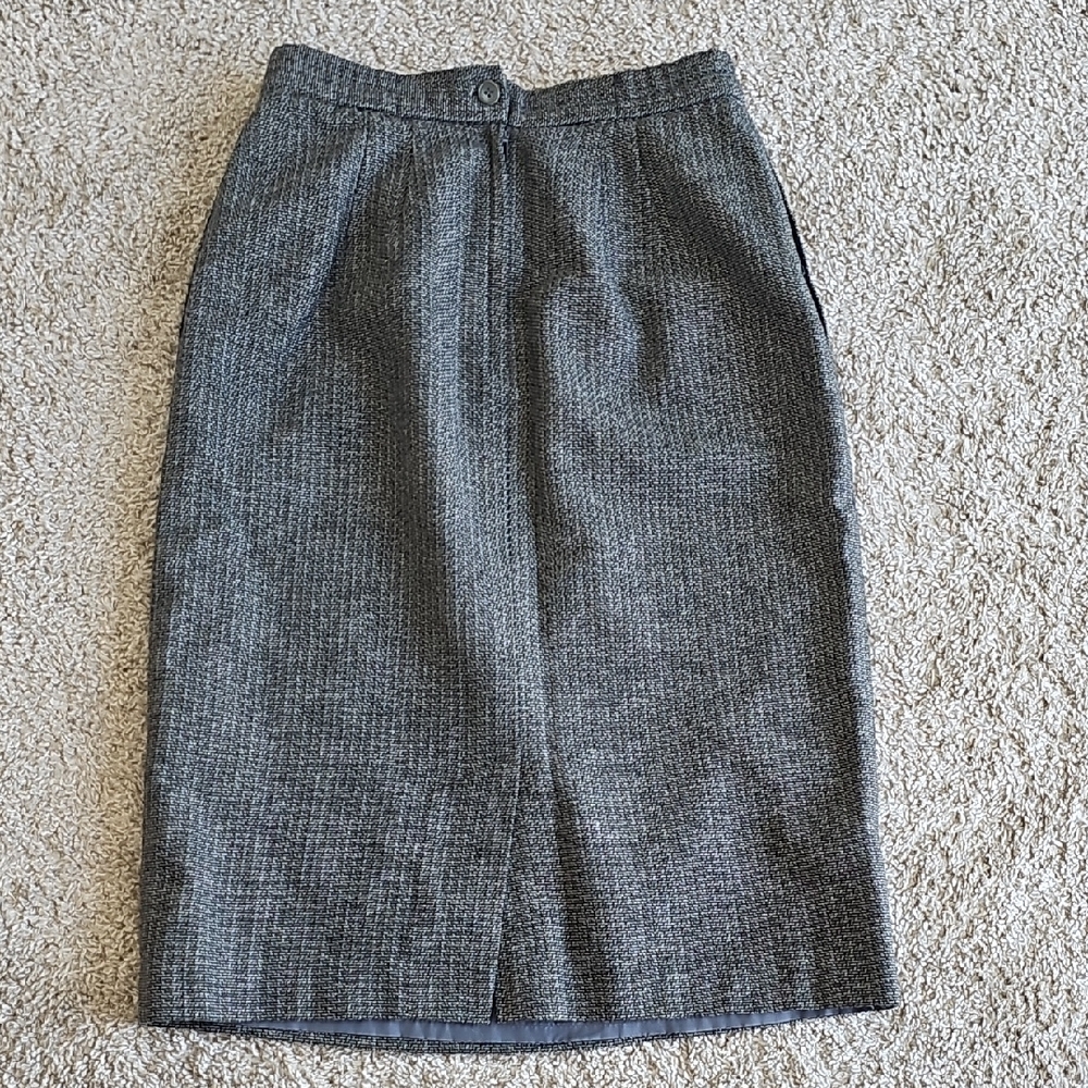 Chic Charcoal Pencil Skirt for Women